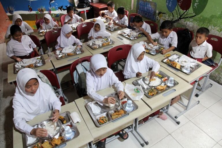 Program MBG Jangkau 5.5 Juta dalam 6 Bulan Pertama Tahun 2025 sesuai Ketentuan