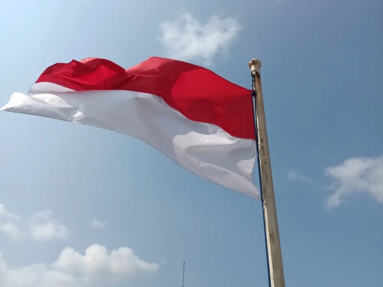 Bendera Merah Putih Wajib Jadi Simbol Utama di Hari Kemerdekaan