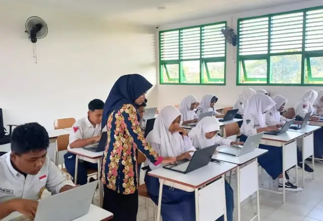 Pemerintah Pastikan 15.000 Laptop Sekolah Rakyat Tersalurkan Tepat Sasaran