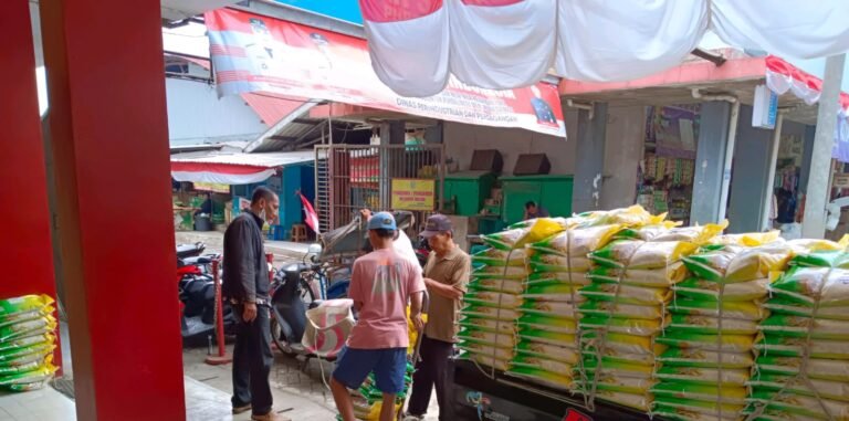 Tegas Atasi Gejolak Harga, Pemerintah Gelar Operasi Pasar di 5.000 Titik