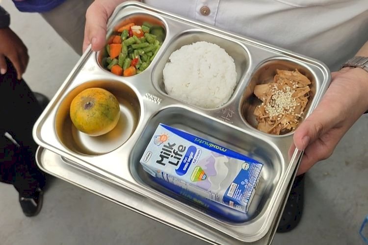 Setahun Prabowo-Gibran: Program Makan Bergizi Gratis Dorong Pertumbuhan UMKM dan Ketahanan Ekonomi Lokal