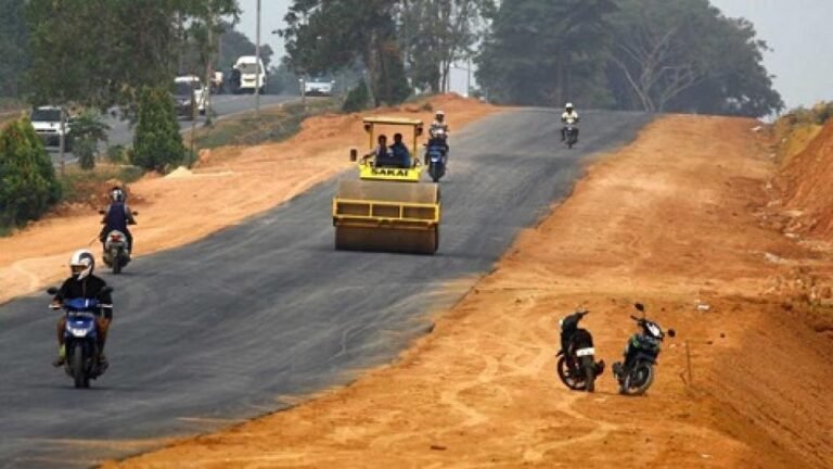 Setahun Pemerintahan Pragib Tingkatkan Kesejahteraan Papua Lewat Pangan, Infrastruktur, dan Perumahan