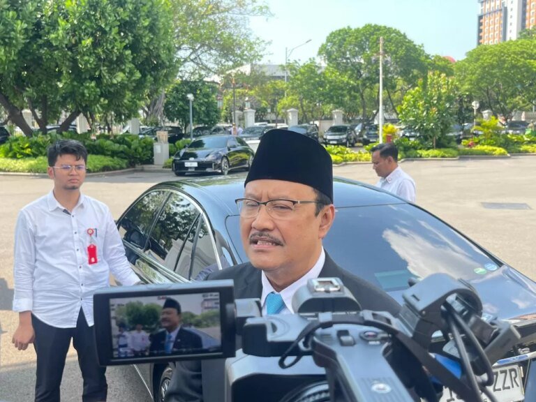1 Tahun Prabowo-Gibran Dorong Pencairan Anggaran Bansos untuk Perlindungan Sosial di Tengah Tantangan Ekonomi