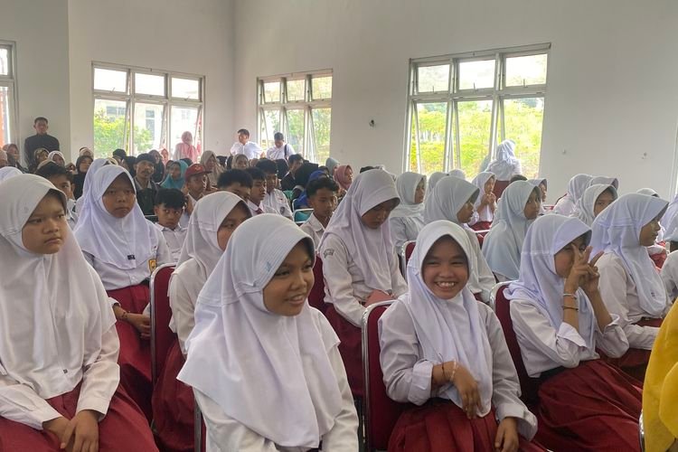 Sekolah Rakyat Diperkuat untuk Pendidikan Bermutu dan Perlindungan Anak