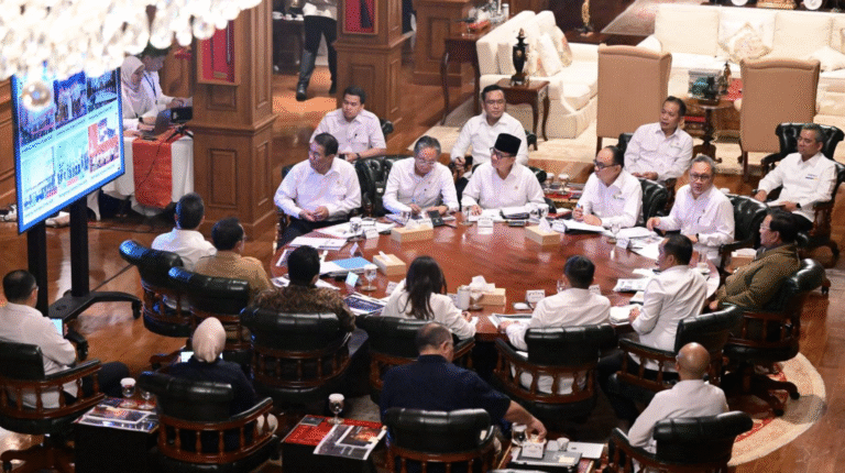 Pemerintahan Presiden Prabowo Perkuat Ekonomi Desa Lewat Koperasi Merah Putih