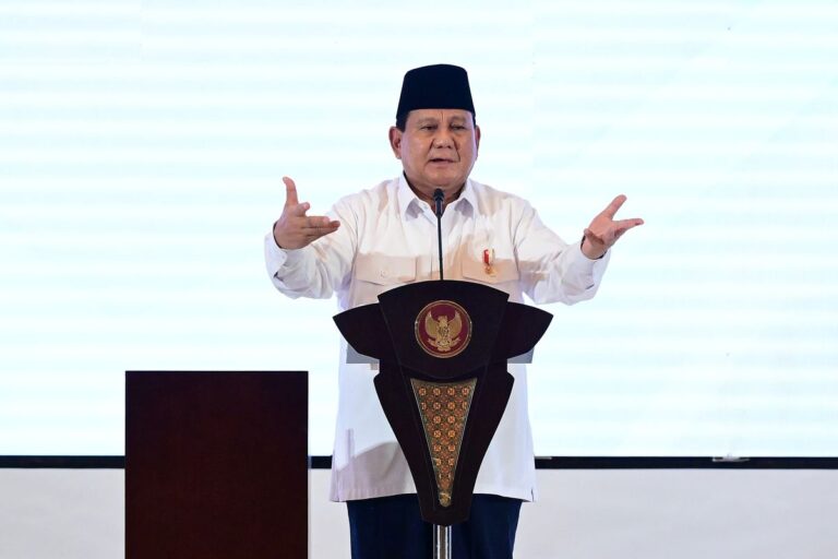 Kepuasan Publik Terhadap Presiden Prabowo Tinggi dan Stabil, Dukungan Anak Muda Masih Dominan