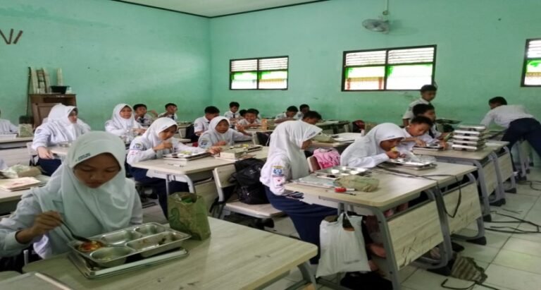 MBG Wujudkan Kesetaraan dan Pendidikan Karakter