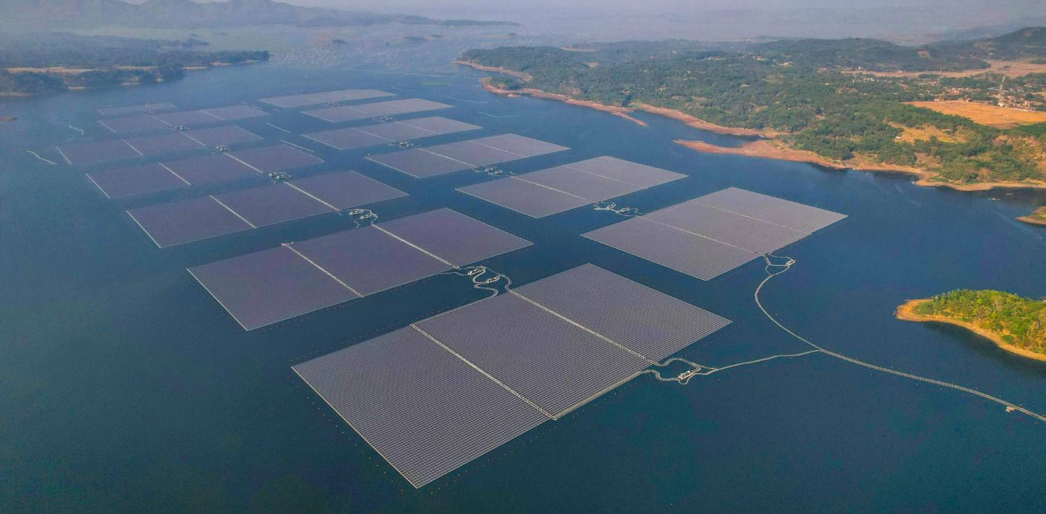 PLTS 100 GW sebagai Instrumen Transformasi Energi Nasional