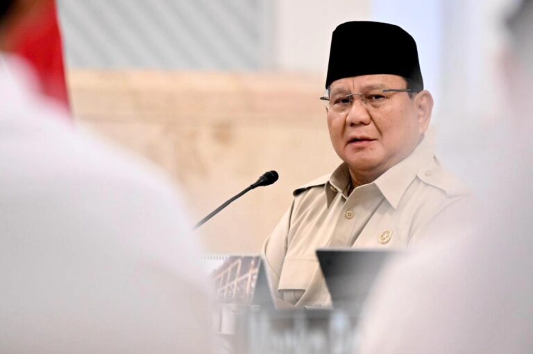 Presiden Prabowo Minta Aparat Tegas Mengusut Kasus Penyiraman Air Keras