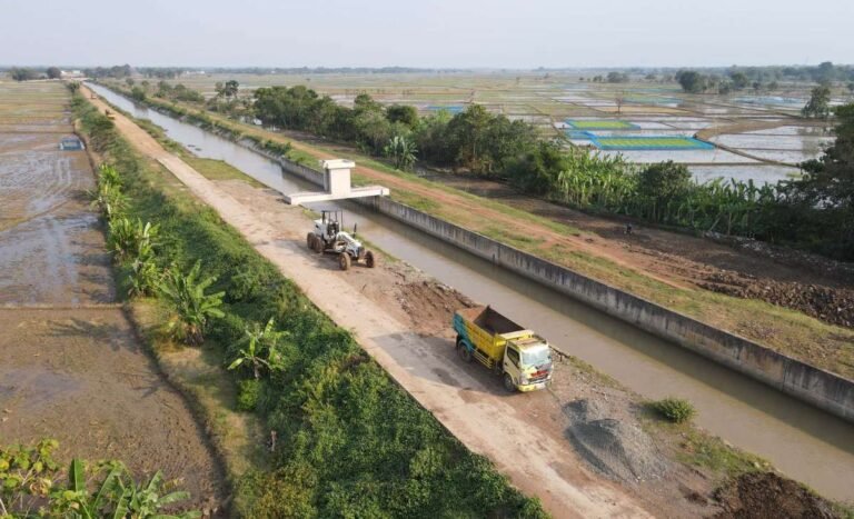 Modernisasi Infrastruktur Irigasi Melalui Pendekatan 3T Perkuat Sektor Pertanian