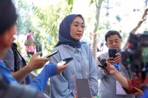Menjawab Perang Algoritma AI dengan Etika, Verifikasi, dan Media Tepercaya