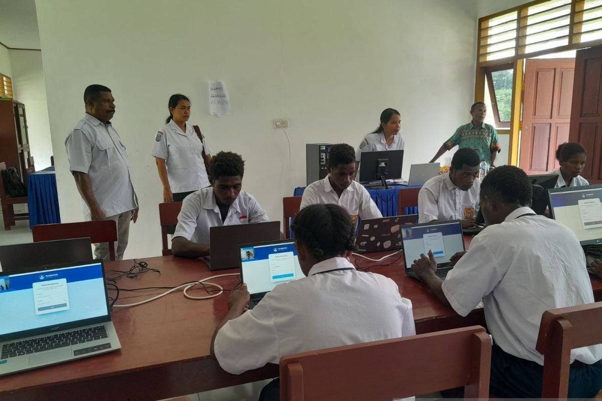 Pemerintah Perluas Akses Pendidikan Berkualitas di Papua
