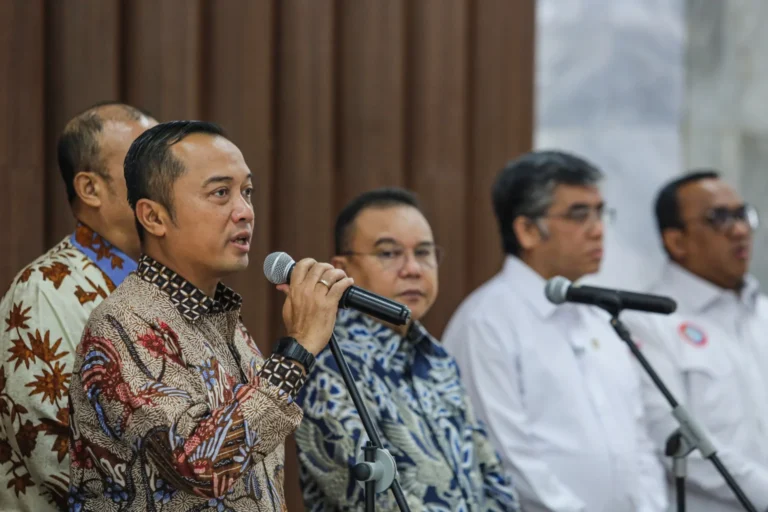 Satgas Mitigasi PHK Mulai Bekerja, Pemerintah Petakan Persoalan Industri