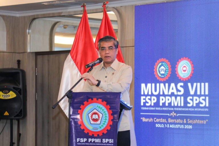 Mitigasi PHK Diperkuat lewat Dialog, Insentif Bisnis, dan Perlindungan Tenaga Kerja
