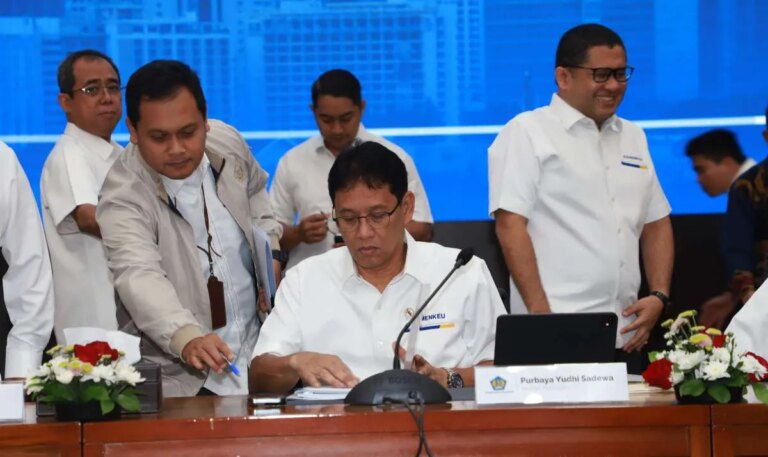 Dari Perizinan hingga Investasi, Debottlenecking Jadi Mesin Pertumbuhan Ekonomi Baru