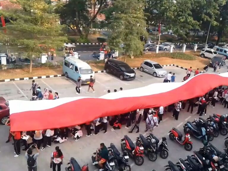 Pemuda dan Mahasiswa Gaungkan Persatuan Tanpa Provokasi dalam Kirab Merah Putih