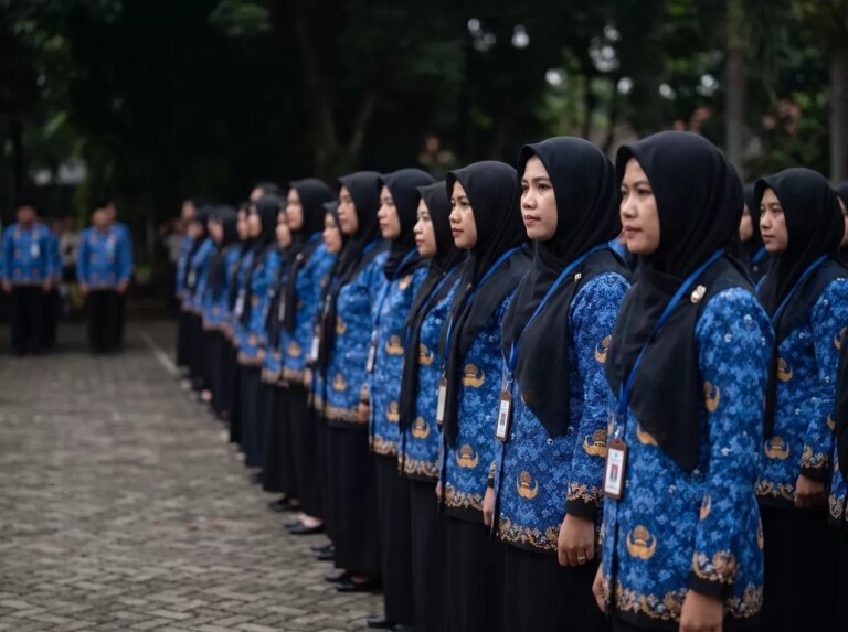 Guru PPPK Paruh Waktu Diangkat Penuh Jadi ASN Pusat Mulai 2027