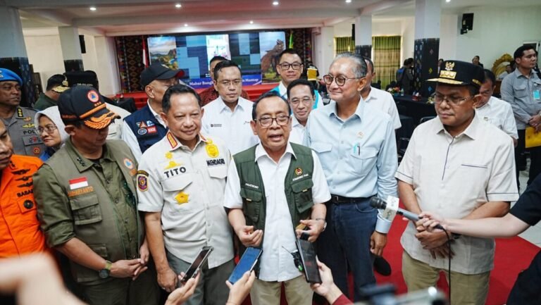 Pemerintah Maksimalkan Evakuasi dan Distribusi Bantuan bagi Korban Bencana NTT