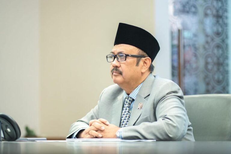 Pekerja Hijau: Jawaban atas Perubahan Industri dan Tuntutan Keberlanjutan