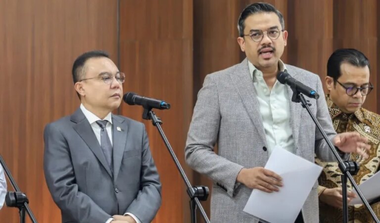 Prabowo Teken Perpres Ojol: Langkah Nyata Melindungi Pekerja Digital